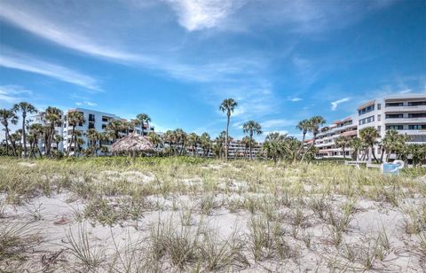 A home in LONGBOAT KEY