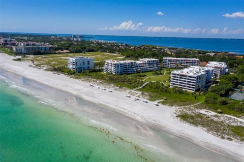 A home in LONGBOAT KEY