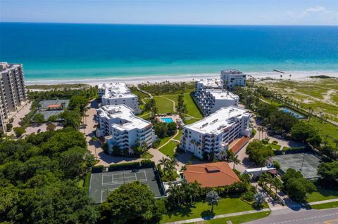 A home in LONGBOAT KEY