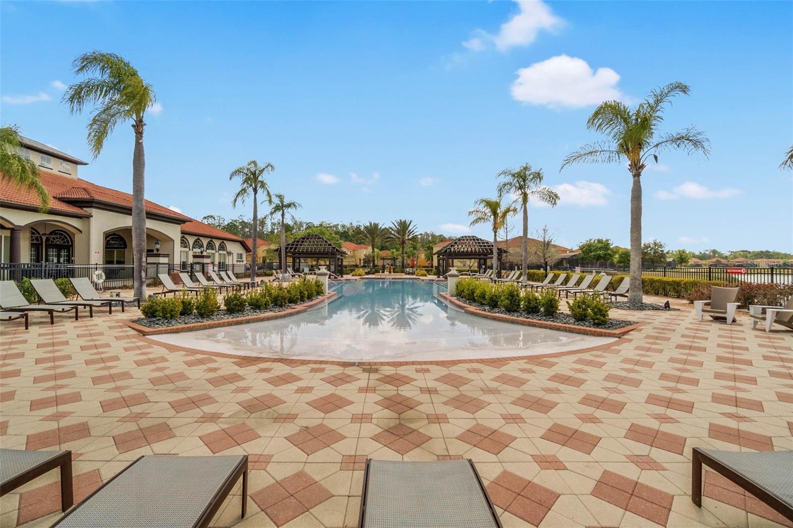 BELLAVIDA RESORT - Residential