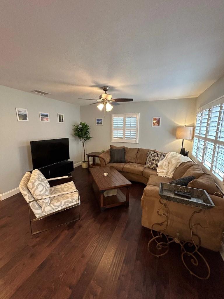 302 W FERN STREET