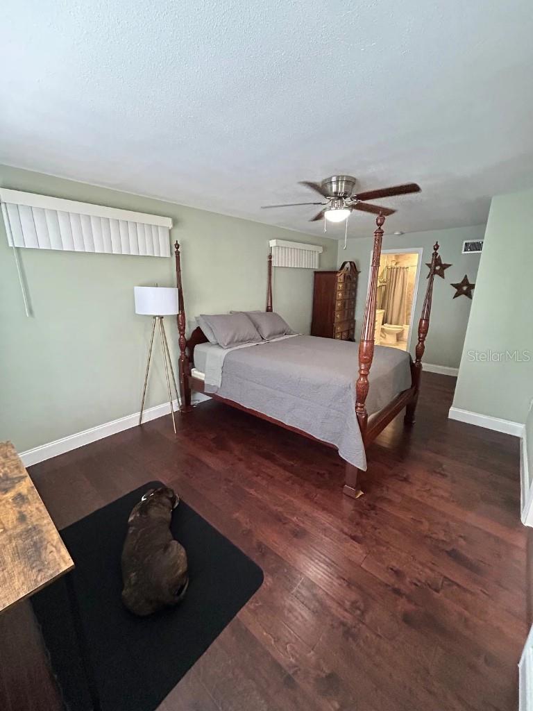 302 W FERN STREET