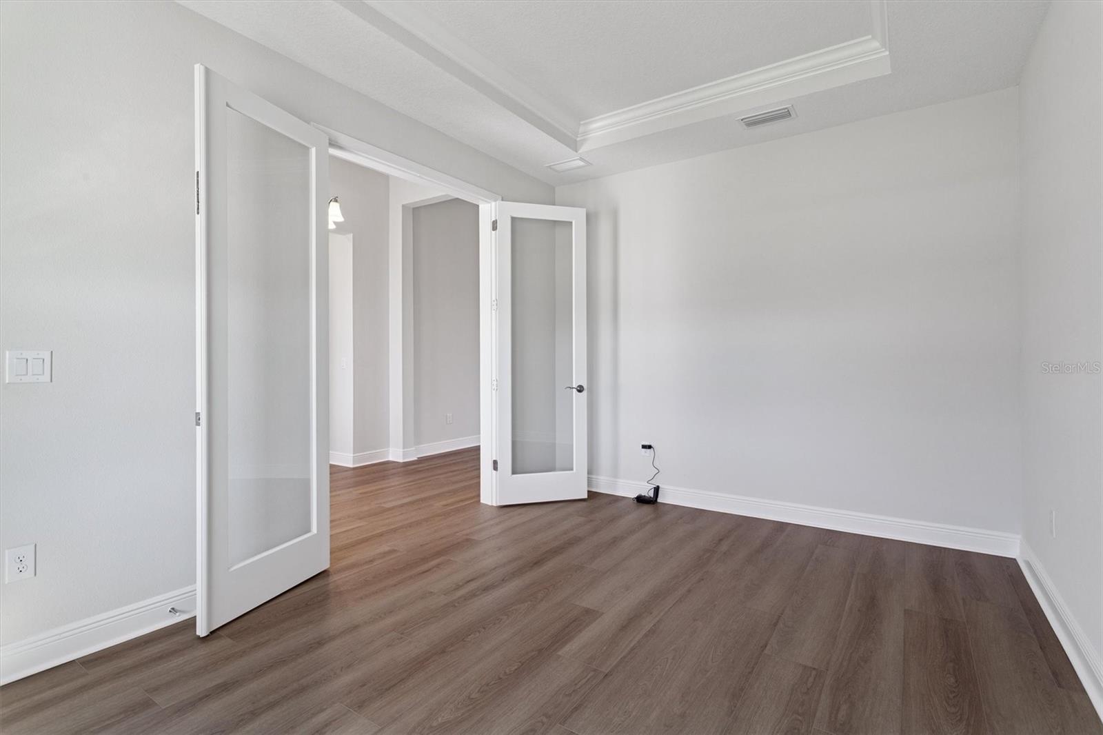 OAKFIELD TRAILS - Residential