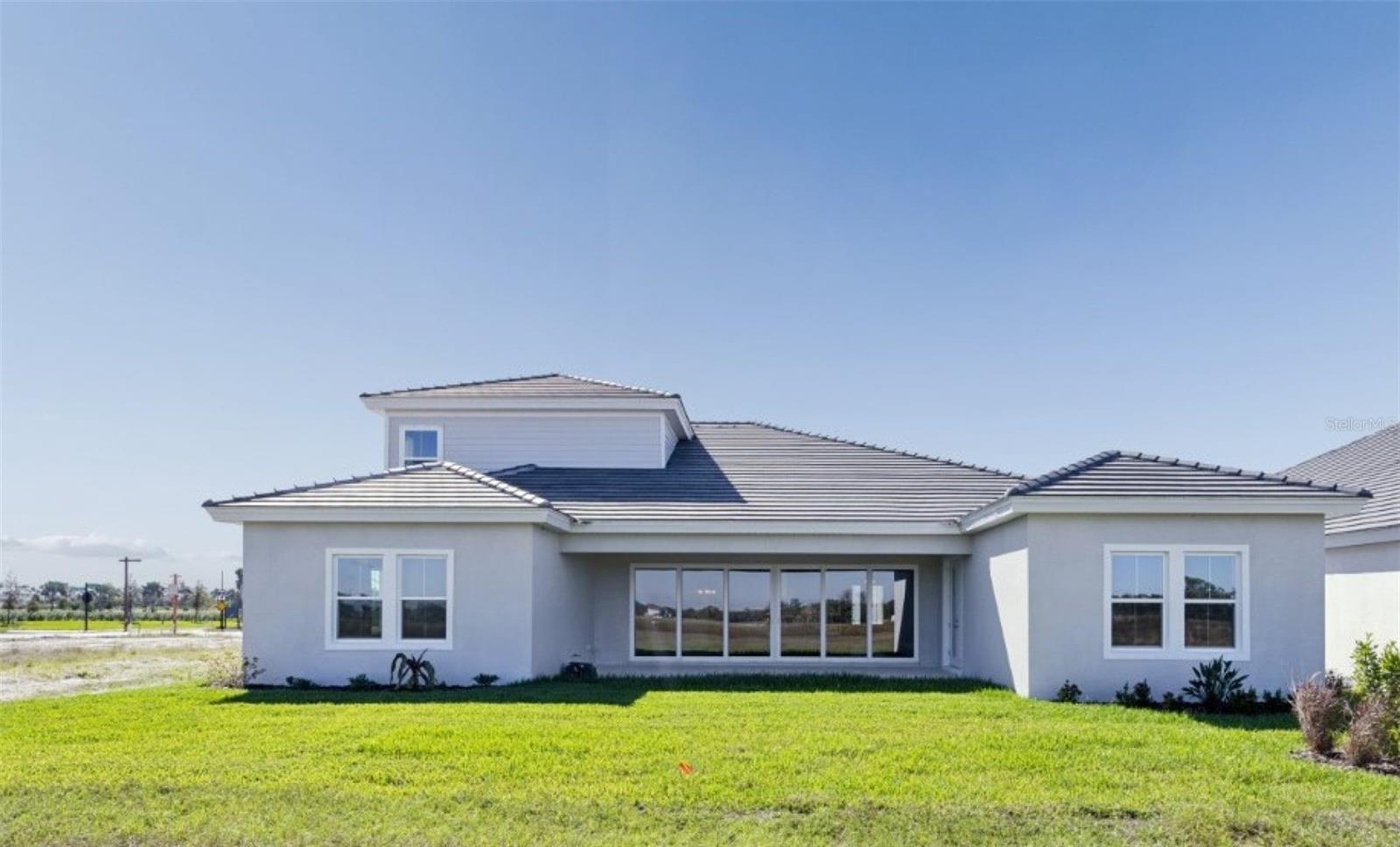 OAKFIELD TRAILS - Residential