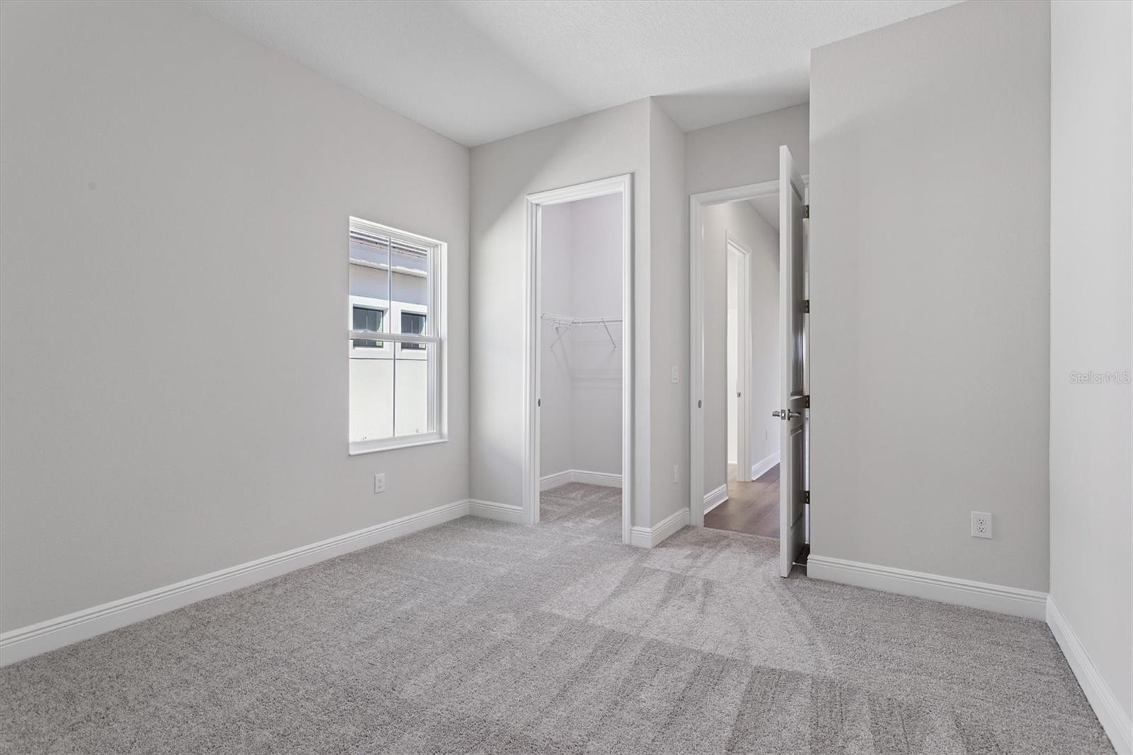 OAKFIELD TRAILS - Residential