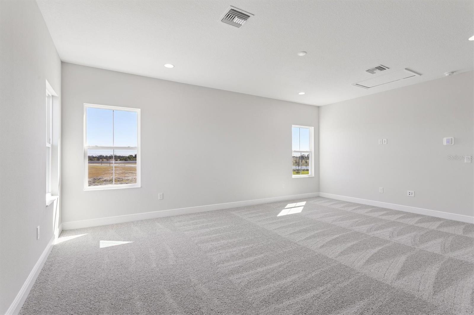 OAKFIELD TRAILS - Residential