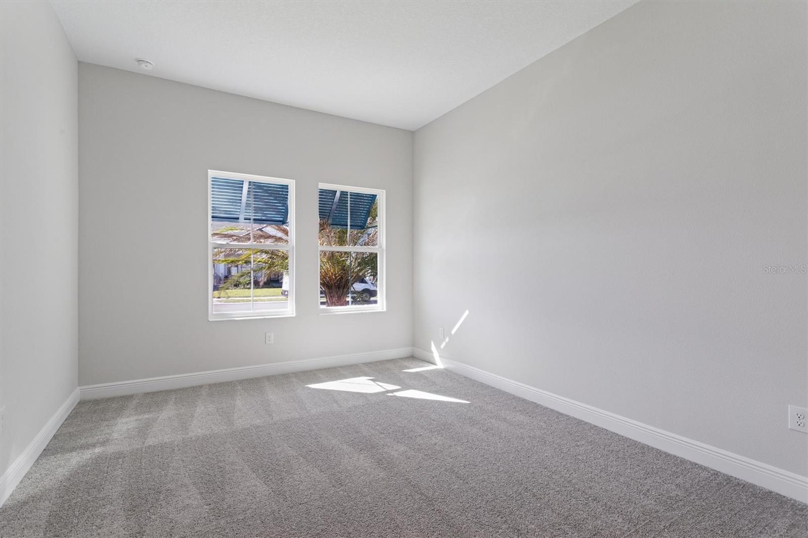 OAKFIELD TRAILS - Residential