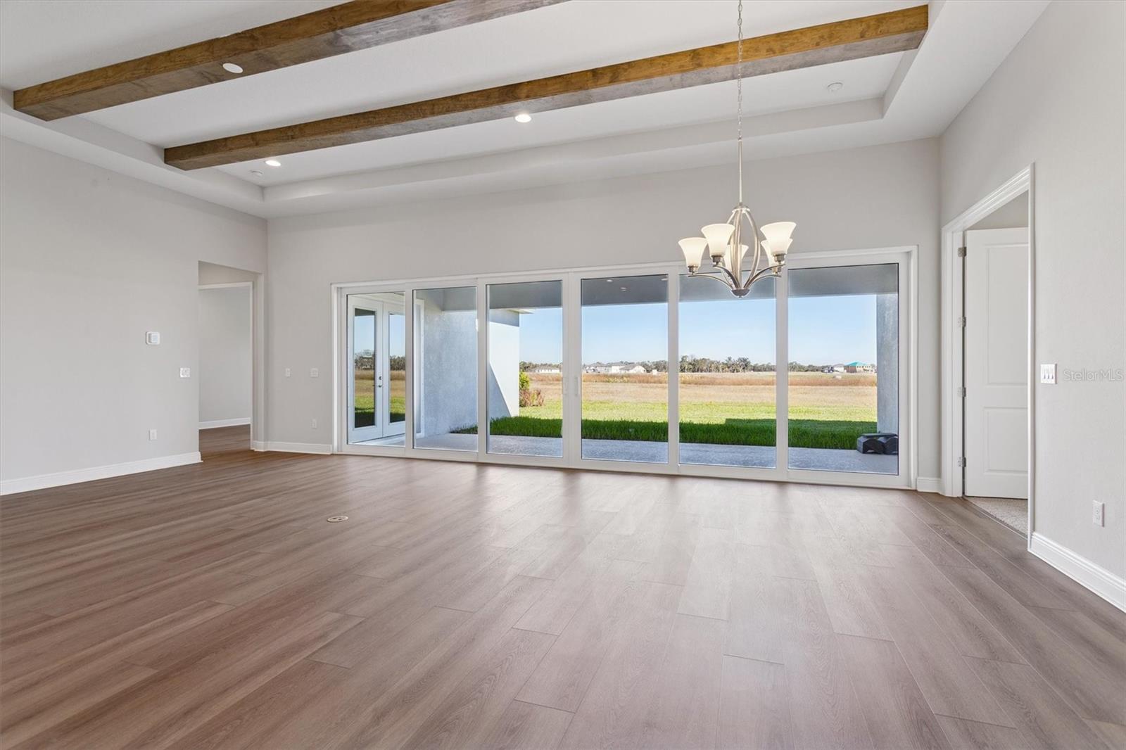 OAKFIELD TRAILS - Residential