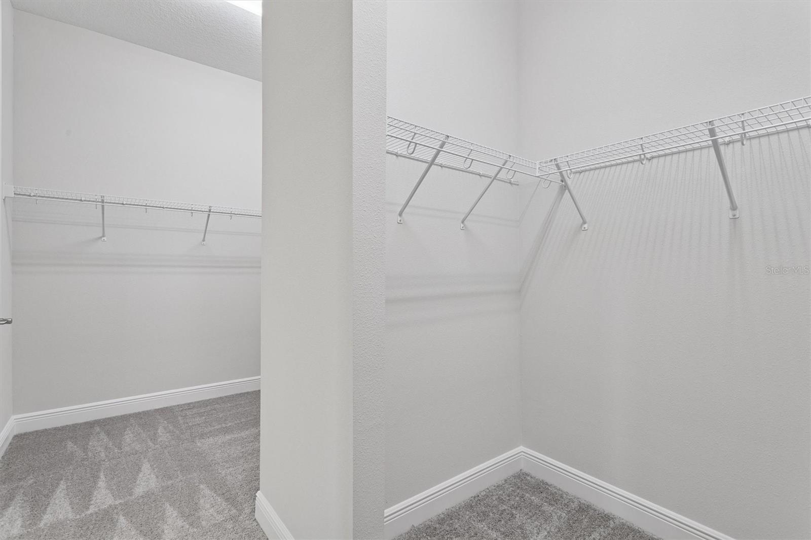 OAKFIELD TRAILS - Residential
