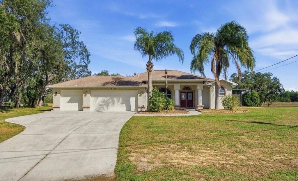 Photo of 8352 Kenway Street, Spring Hill, FL 34608 (MLS # J996647)