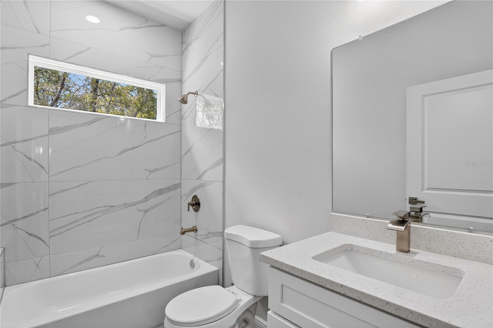 CITRUS SPGS UNIT 03 - Residential