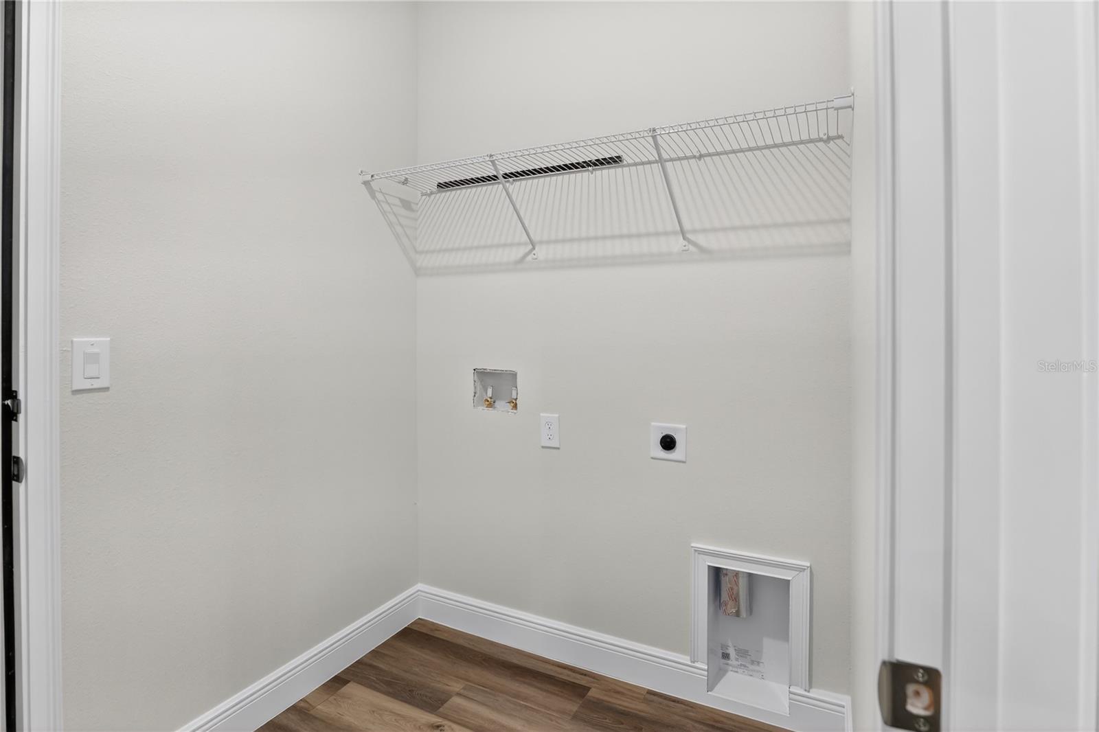 CITRUS SPGS UNIT 03 - Residential