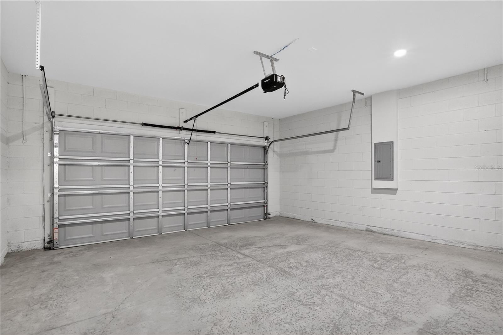 CITRUS SPGS UNIT 03 - Residential