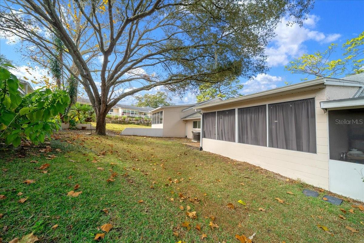 CIRCLE SQUARE WOODS. - Residential