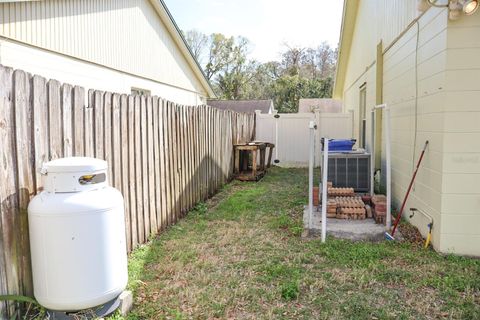 A home in TAMPA