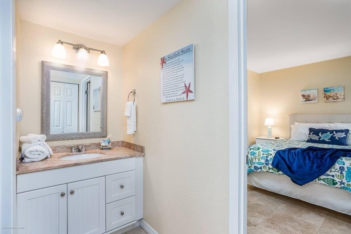 BAY OAKS - Residential