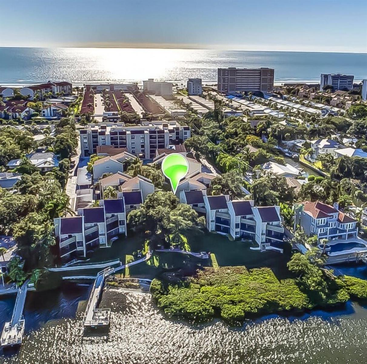 BAY OAKS - Residential