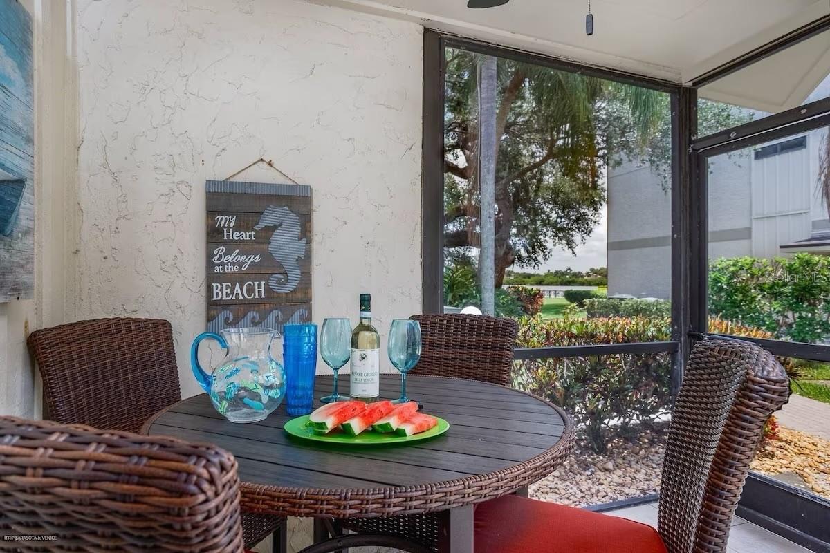 BAY OAKS - Residential