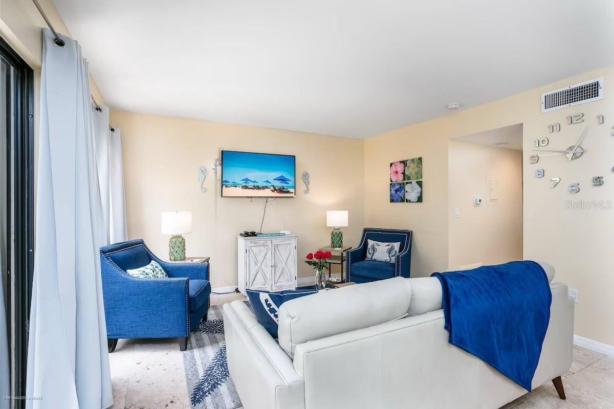 6157 MIDNIGHT PASS ROAD A51