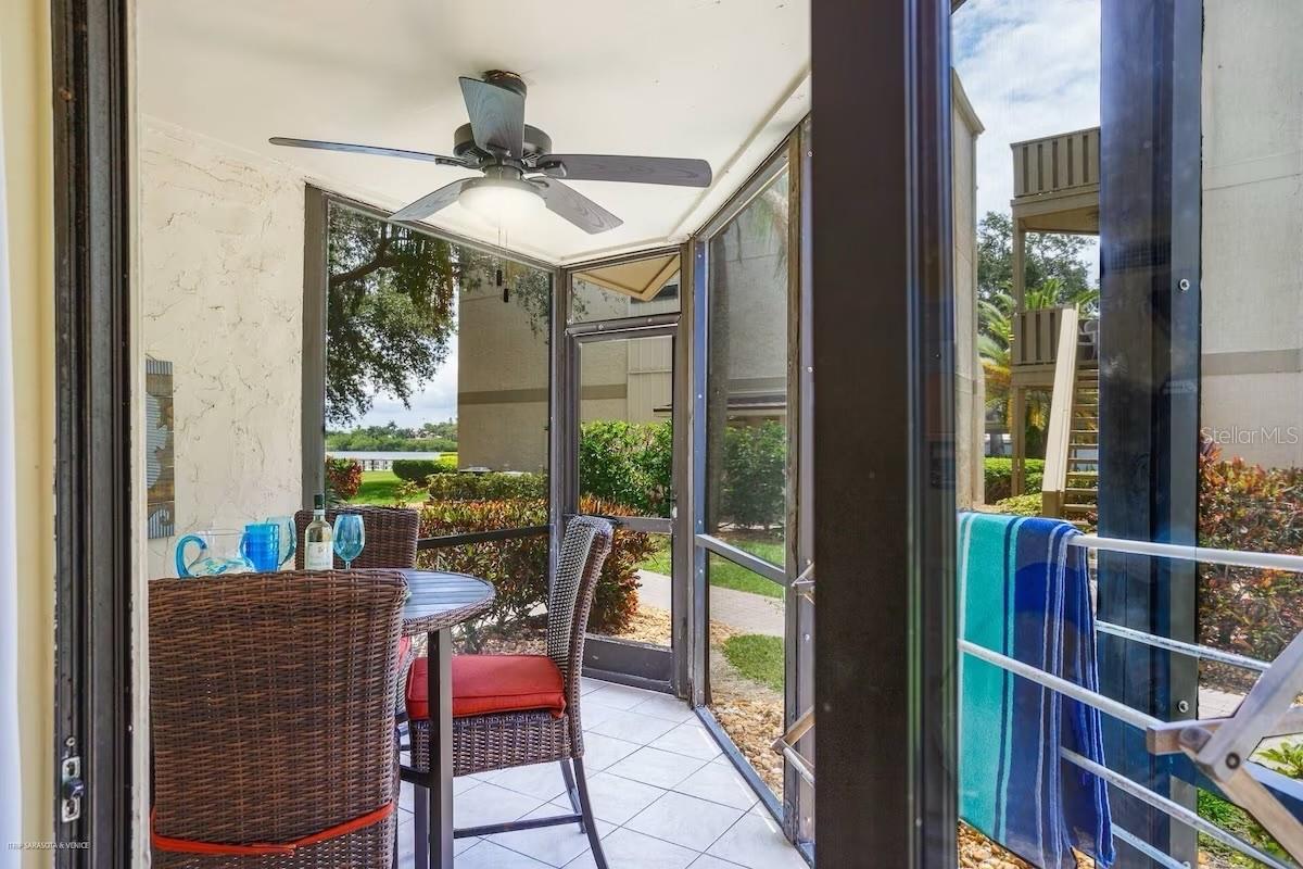 BAY OAKS - Residential