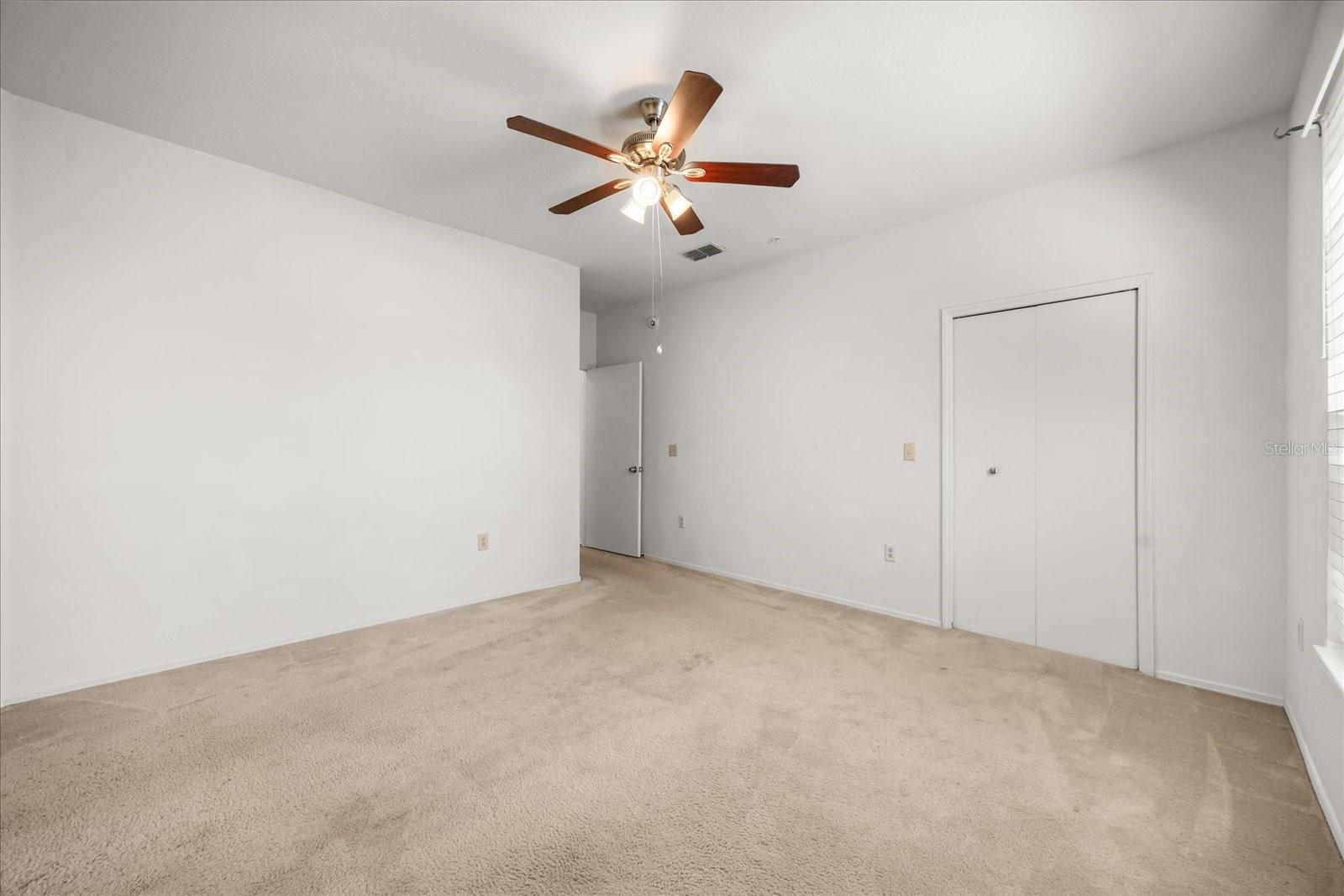 NOTTING HILL A CONDO - Residential