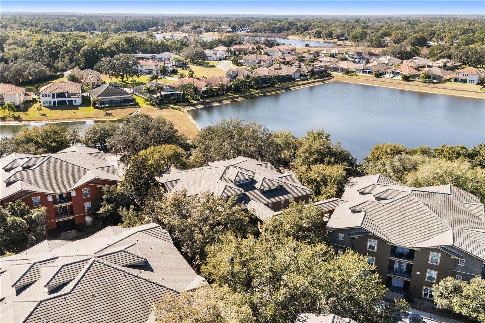 NOTTING HILL A CONDO - Residential