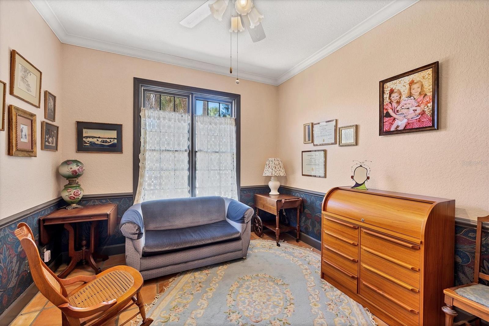 SIESTA ES BOYDS REP - Residential