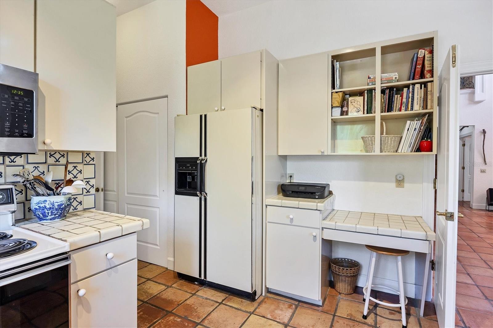 SIESTA ES BOYDS REP - Residential