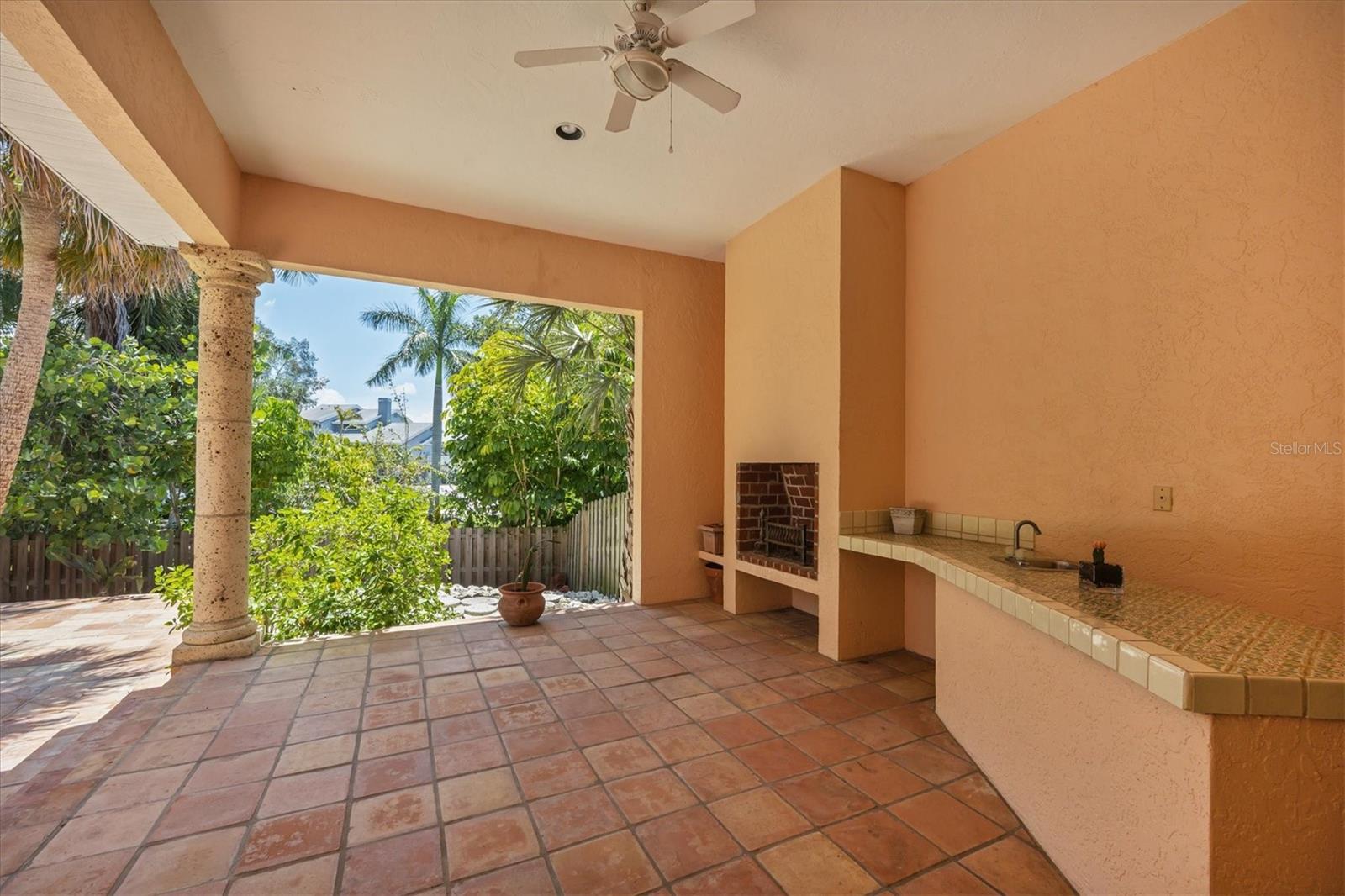 SIESTA ES BOYDS REP - Residential