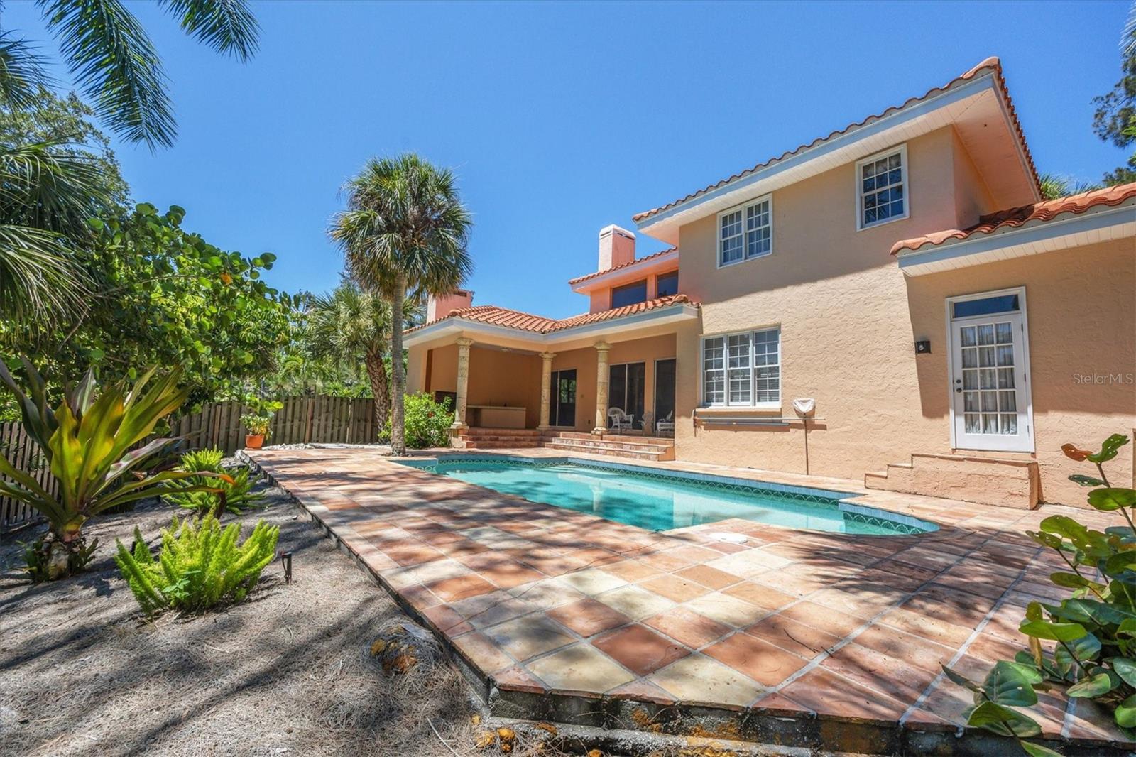 SIESTA ES BOYDS REP - Residential