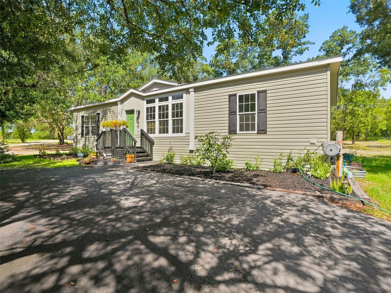 333 SUNCOAST BOULEVARD