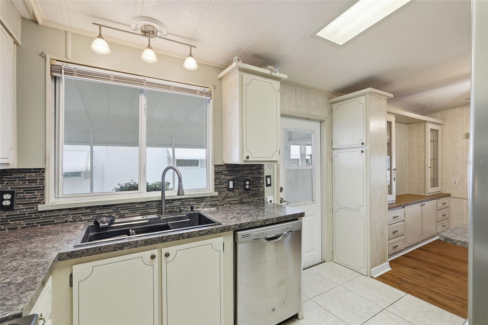 LAKE CONLEY MHP - Residential