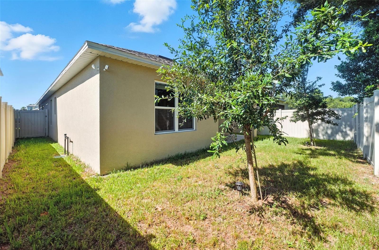 PELHAM PARK PH 1 & 2 - Residential Lease