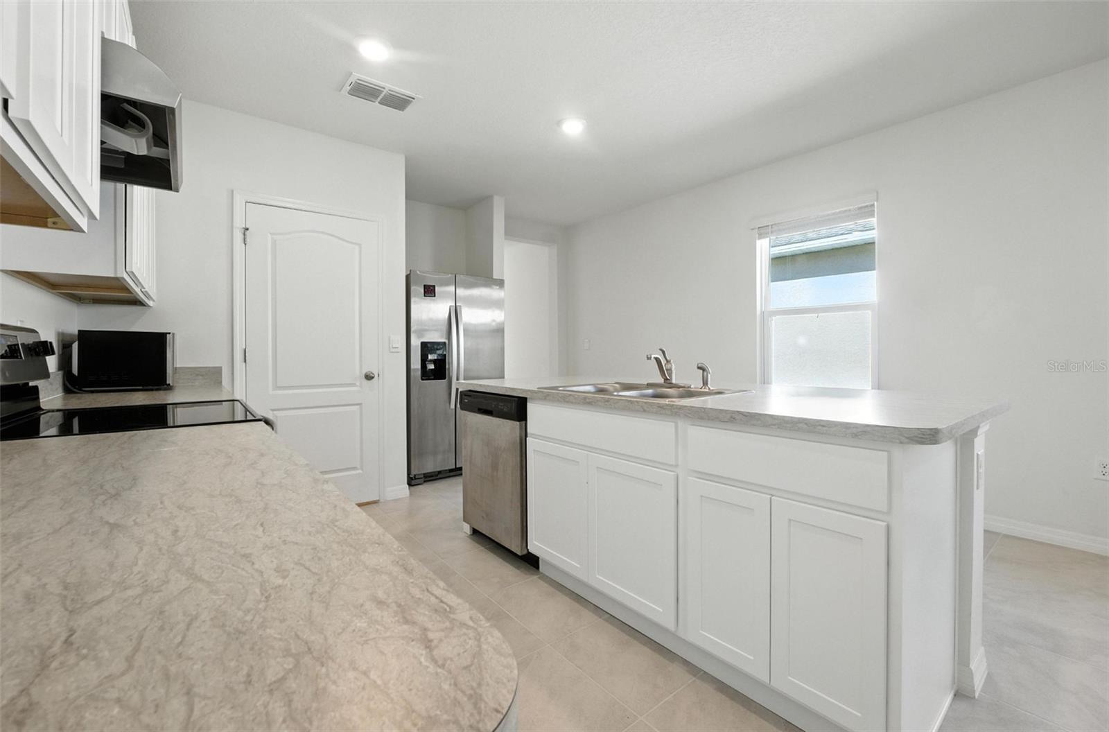 PELHAM PARK PH 1 & 2 - Residential Lease