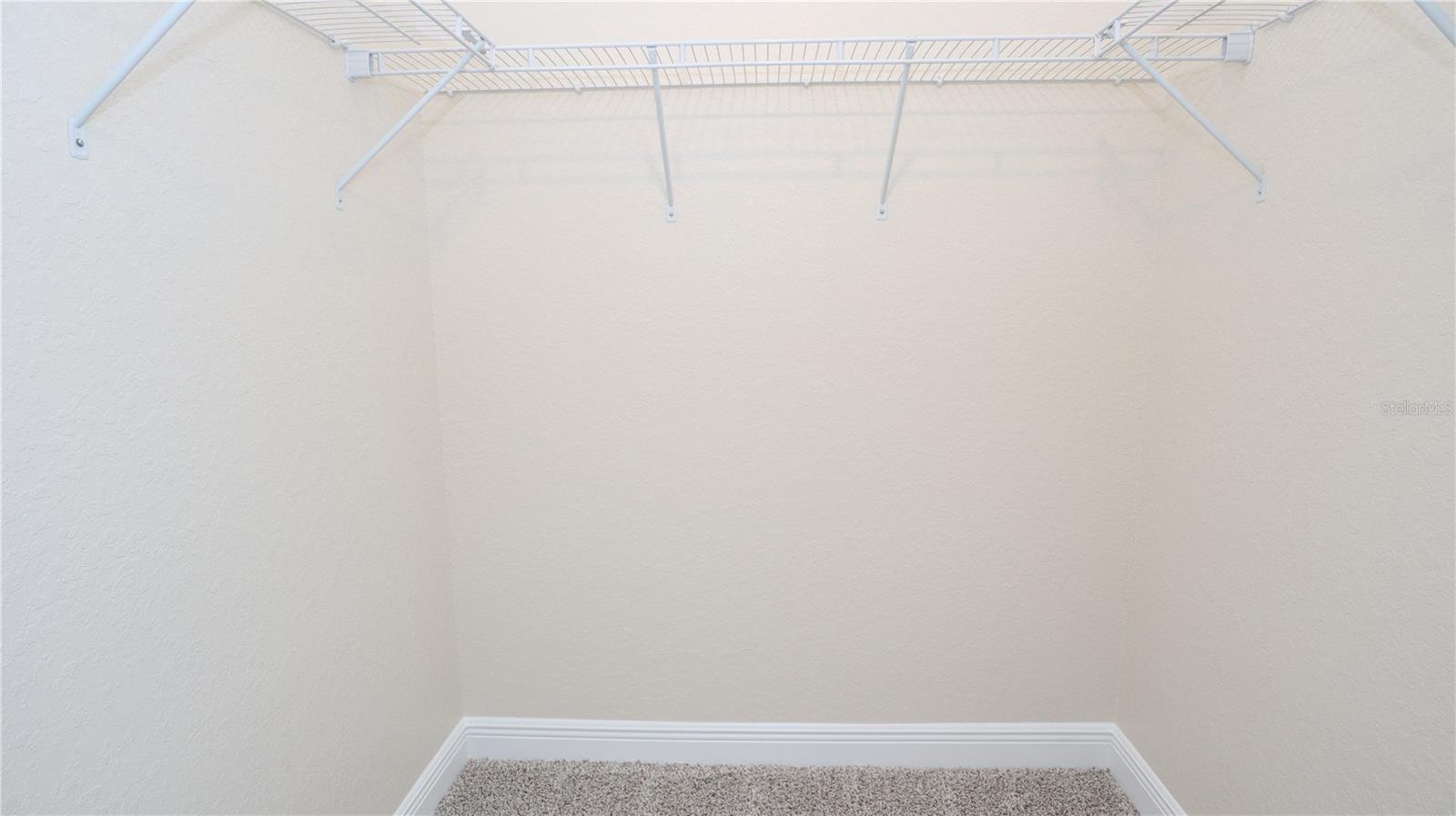 ROYAL HIGHLANDS - Residential