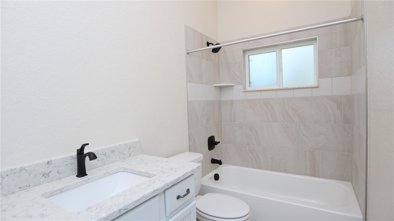 ROYAL HIGHLANDS - Residential