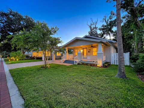 Photo of 806 Johnson Avenue, Lakeland, FL 33801 (MLS # A4698291)
