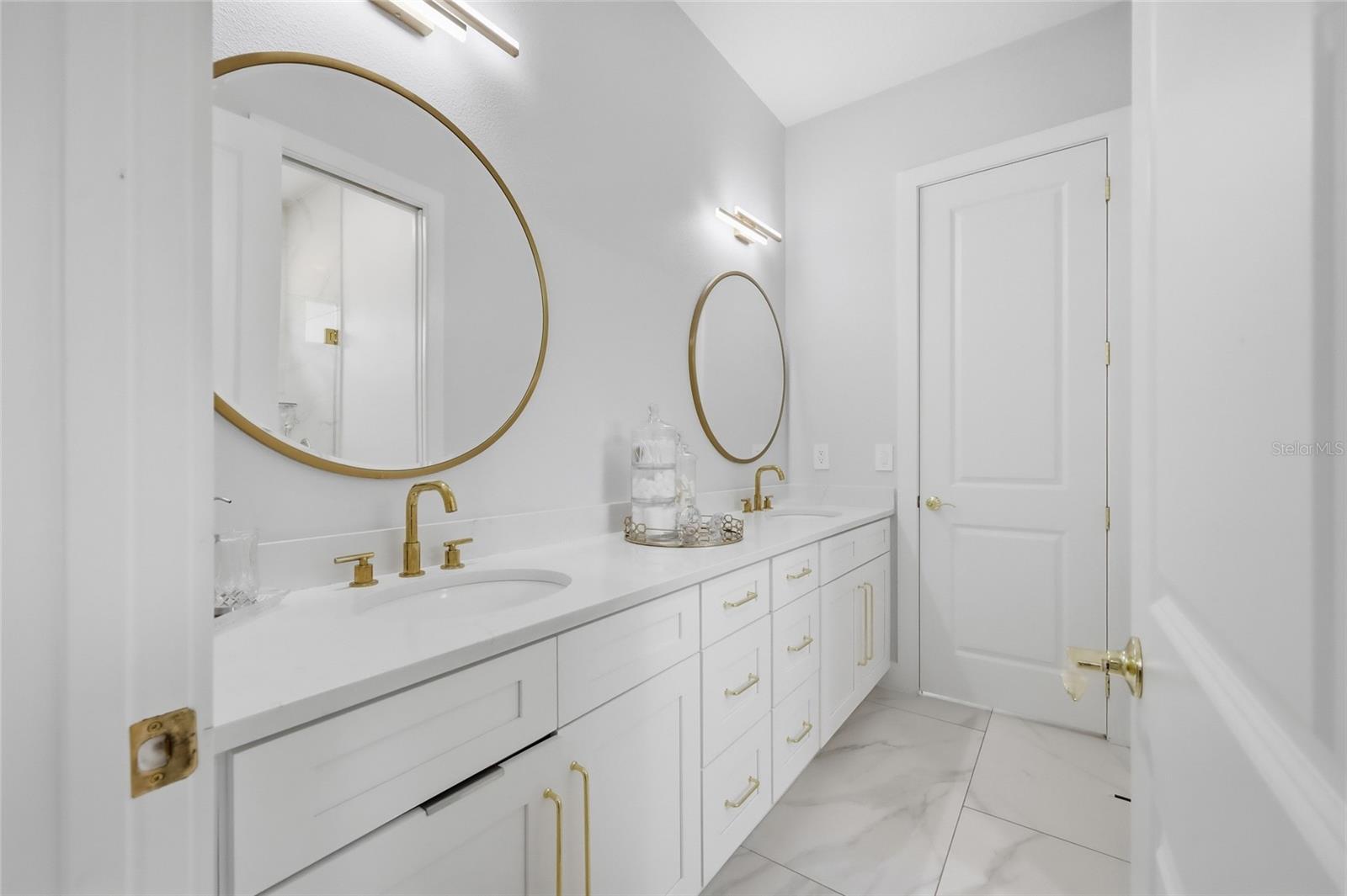 CAPE ORLANDO ESTATES - Residential