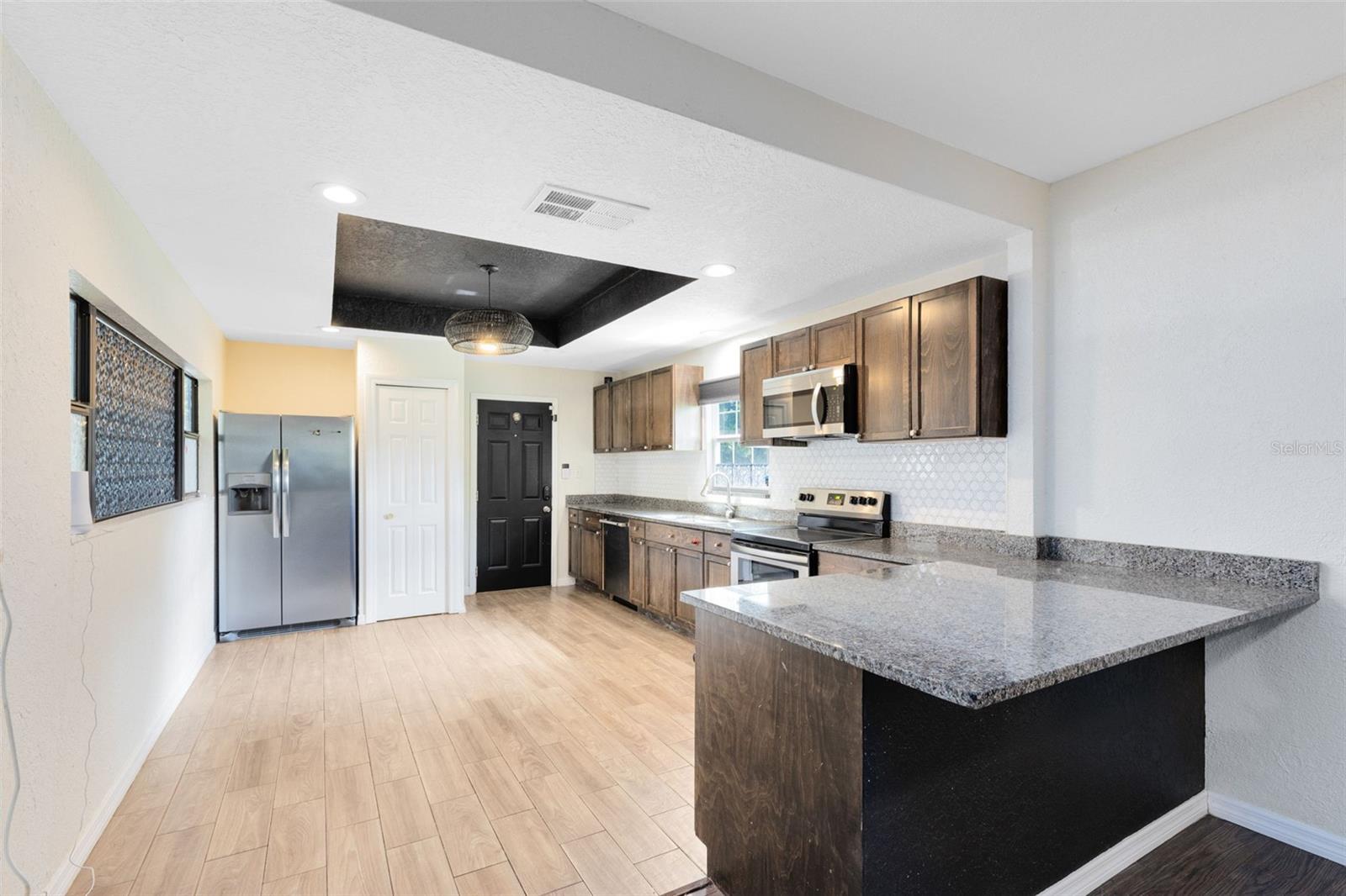 PALM TERRACE - Residential