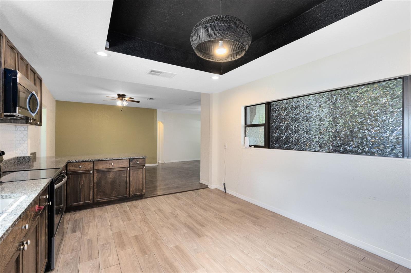 PALM TERRACE - Residential