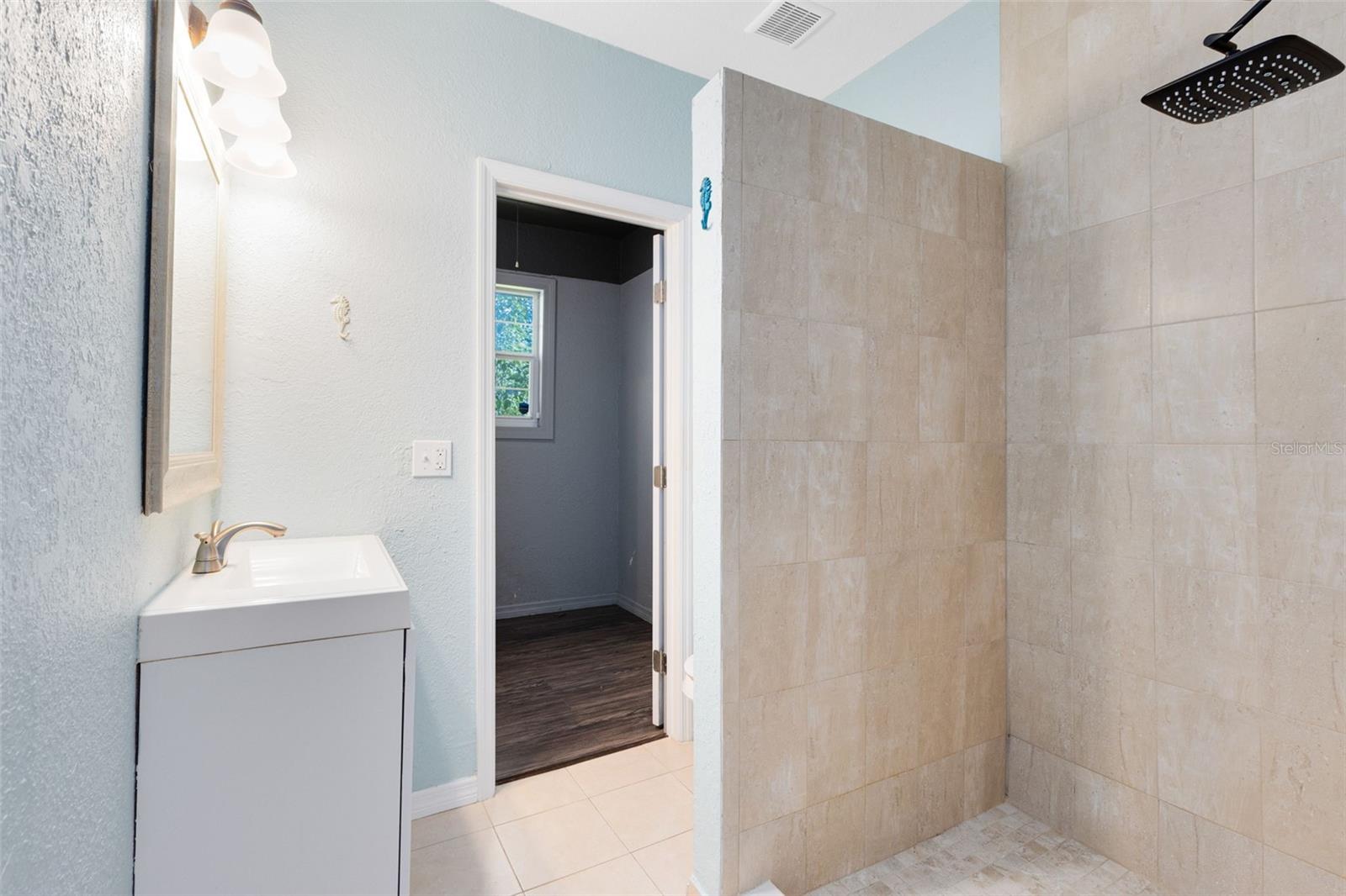 PALM TERRACE - Residential