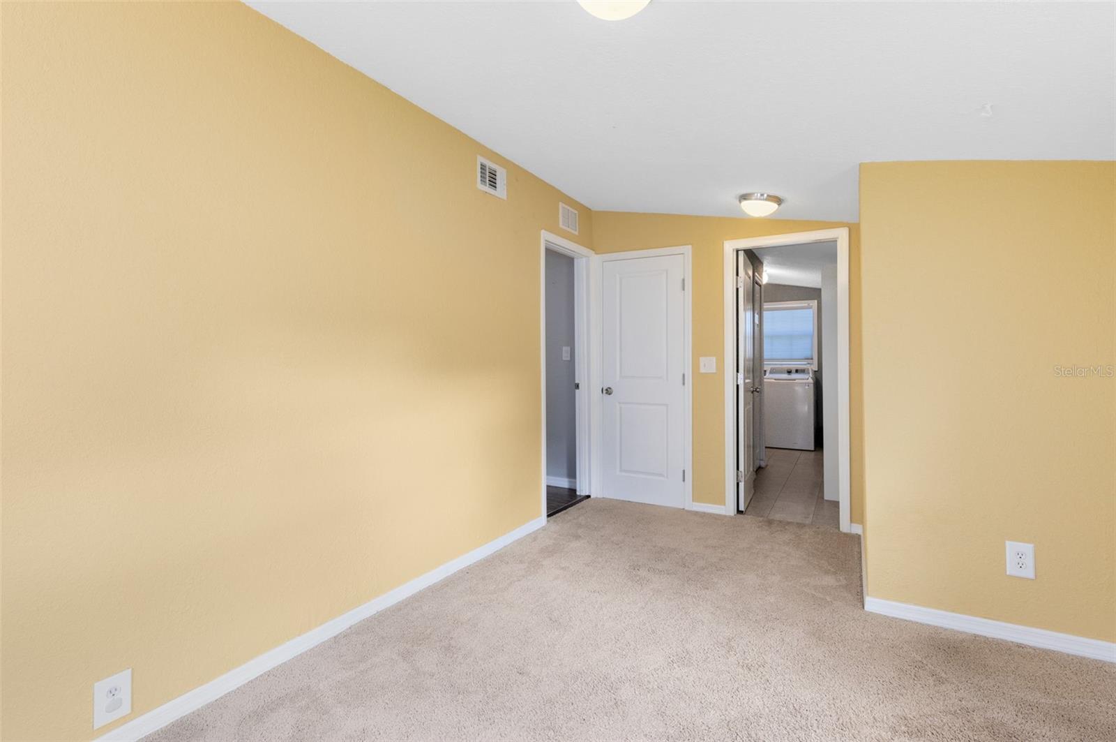 PALM TERRACE - Residential