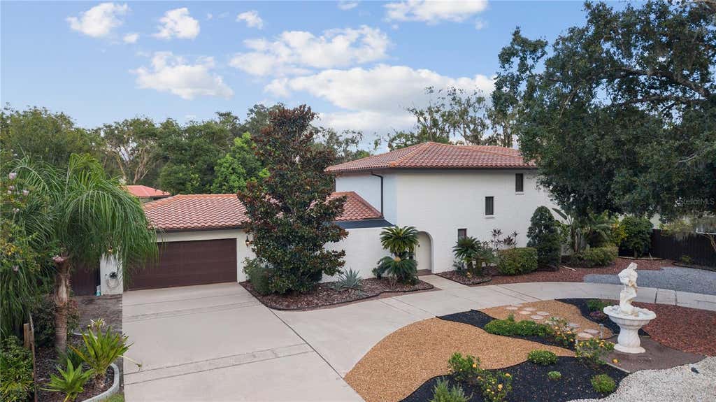Photo of 403 Weeburn Road, Temple Terrace, FL 33617 (MLS # TB8532108)