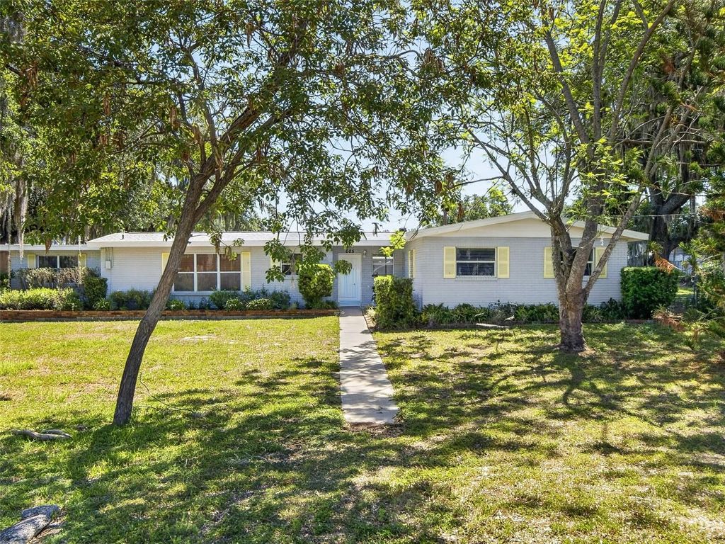 Photo of 605 Limona Road, Brandon, FL 33510 (MLS # TB8498603)