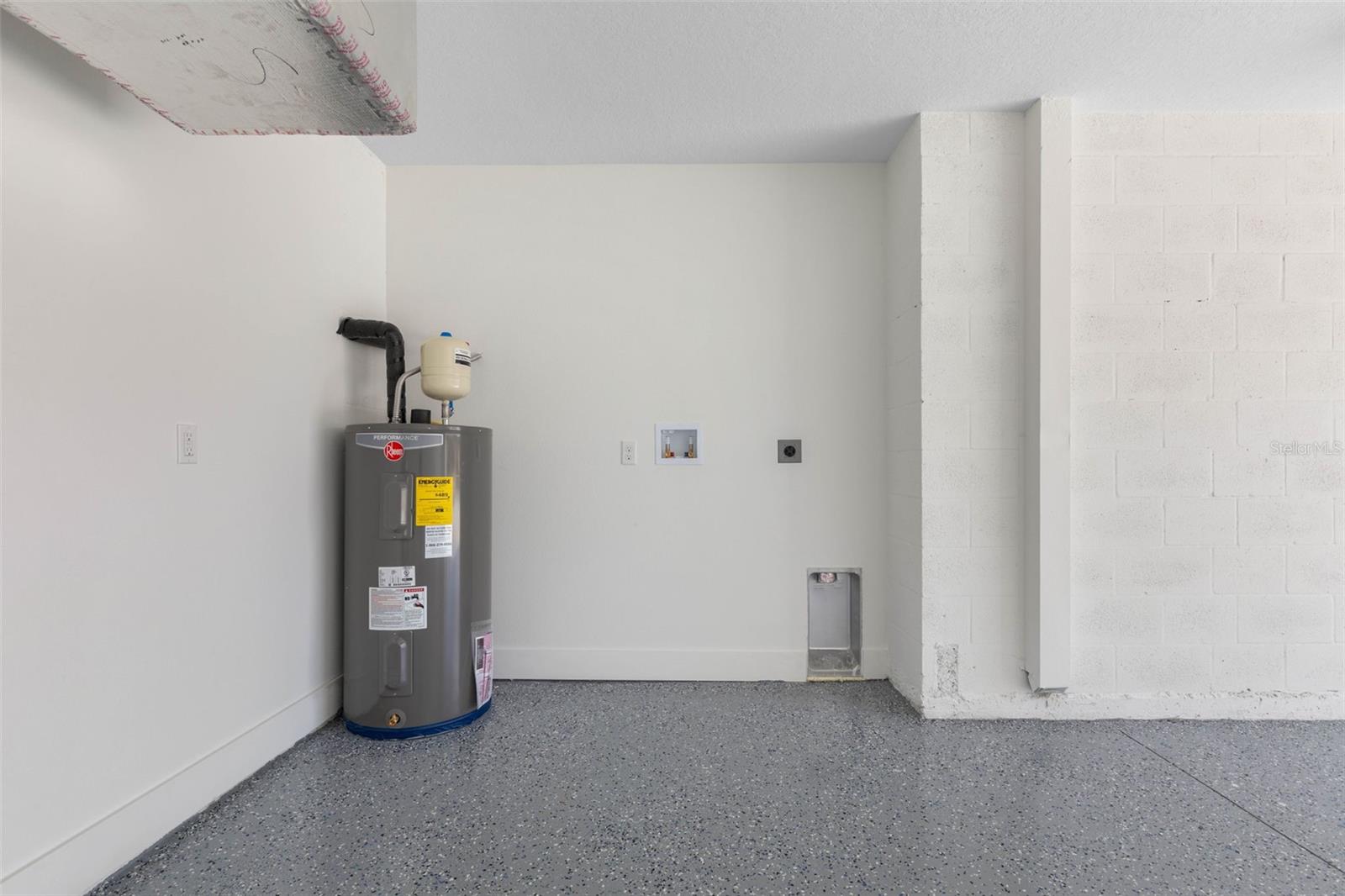 PALM COAST SEC 24 - Residential Income