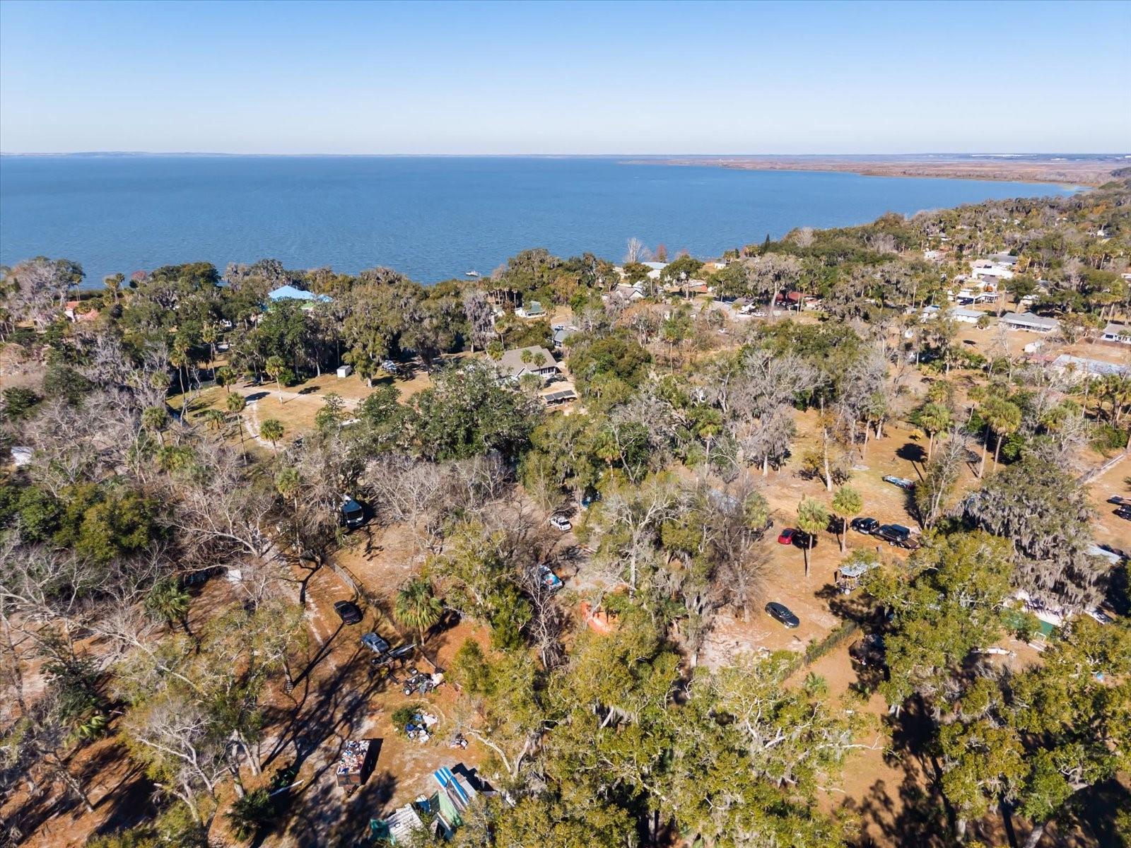 J B & T E WALKERS SUB - Land