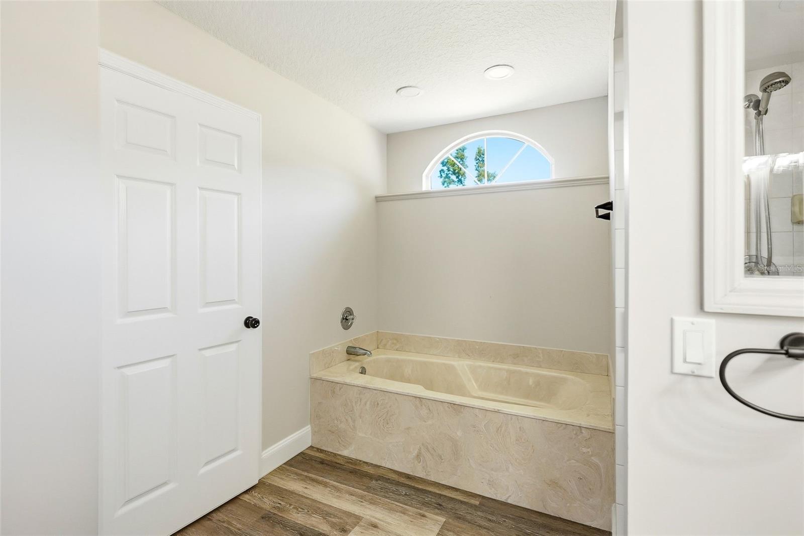 INDIAN PINES - Residential