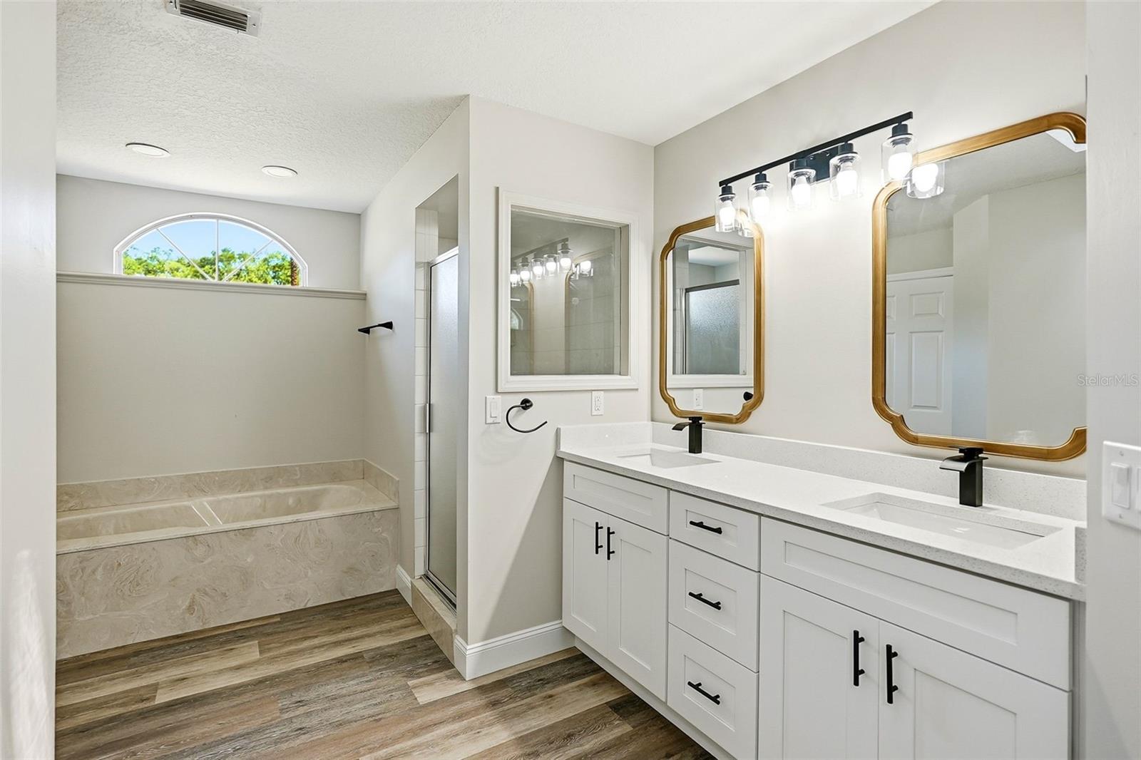 INDIAN PINES - Residential