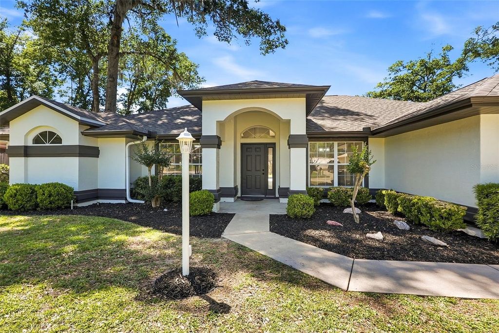 Photo of 3690 SE 56th Terrace, Ocala, FL 34480 (MLS # TB8499256)