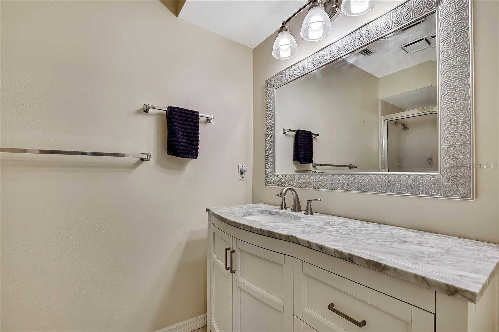 TMBR PINES PN GR VL - Residential